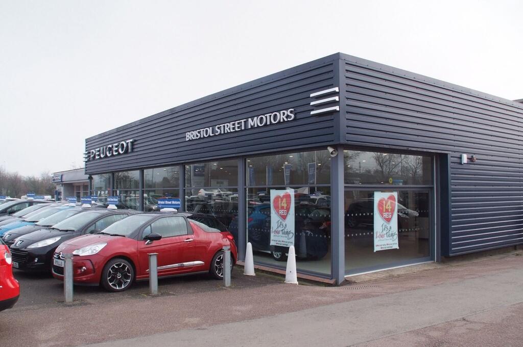Bristol Street Motors Peugeot Banbury Car dealership in Banbury