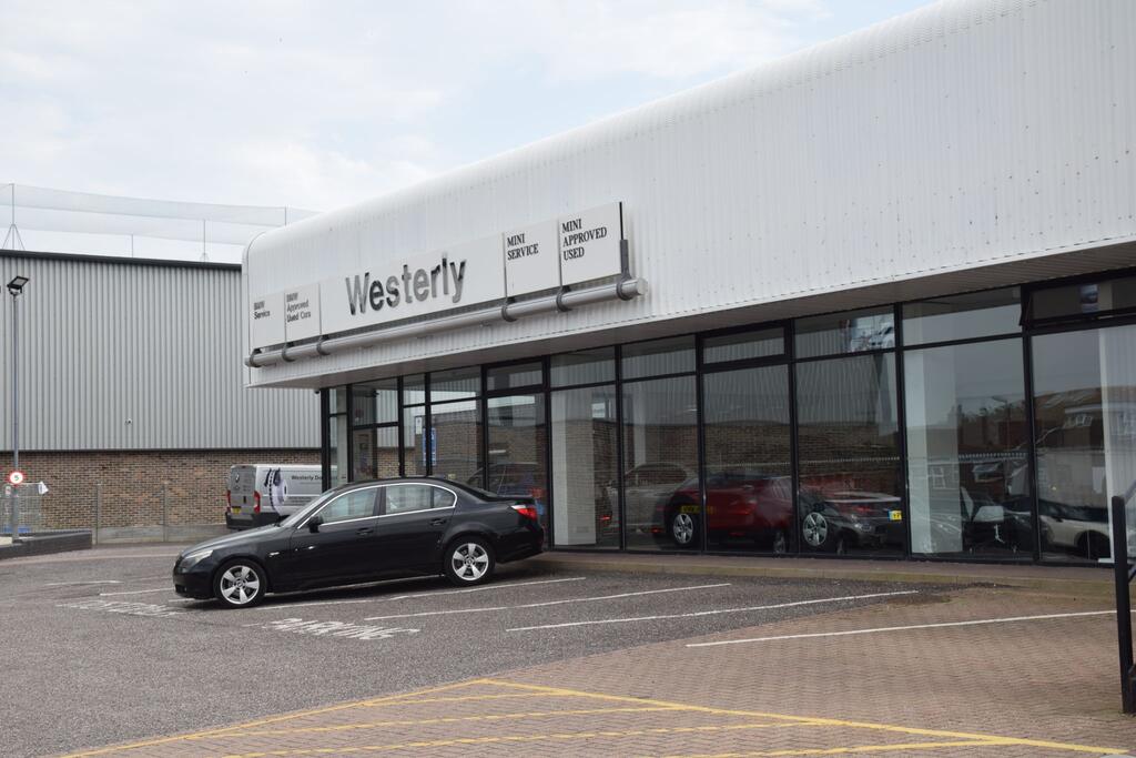 Vertu BMW Dorchester Car dealership in Dorchester AutoTrader