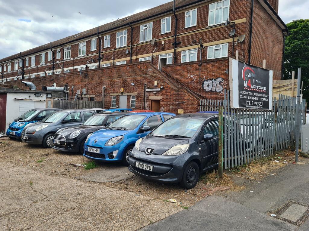 M4 Motors Ltd Car dealership in Hayes AutoTrader