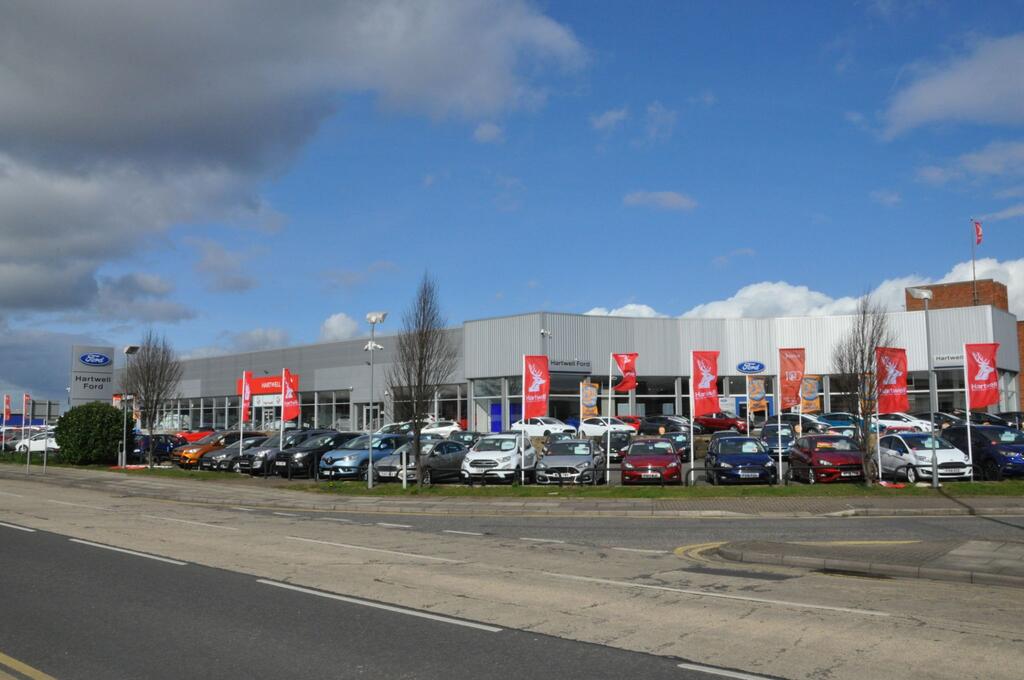 Hartwell Grimsby Ford Car dealership in Lincs AutoTrader