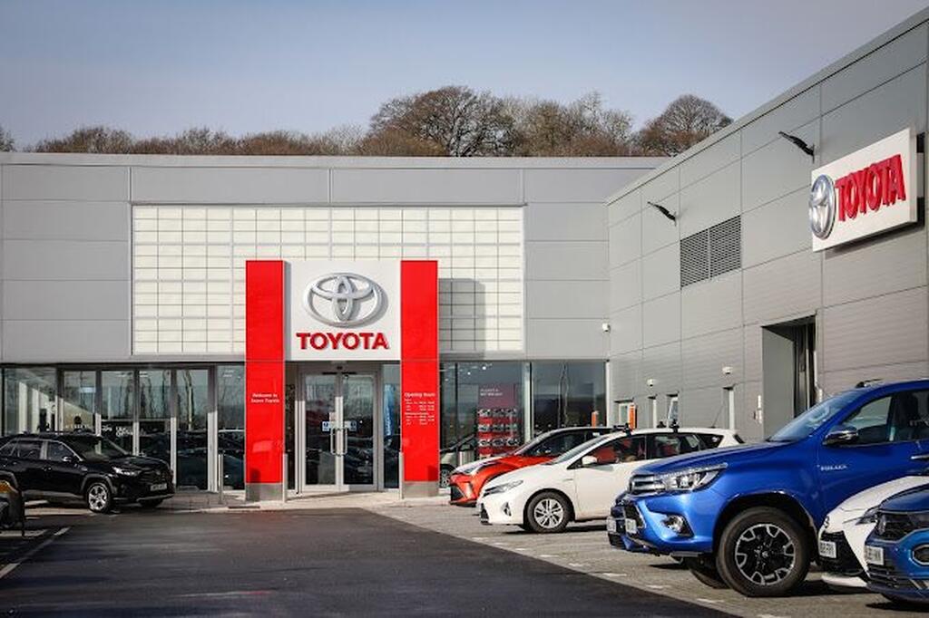 Snows Toyota Exeter Car dealership in Marsh Barton AutoTrader