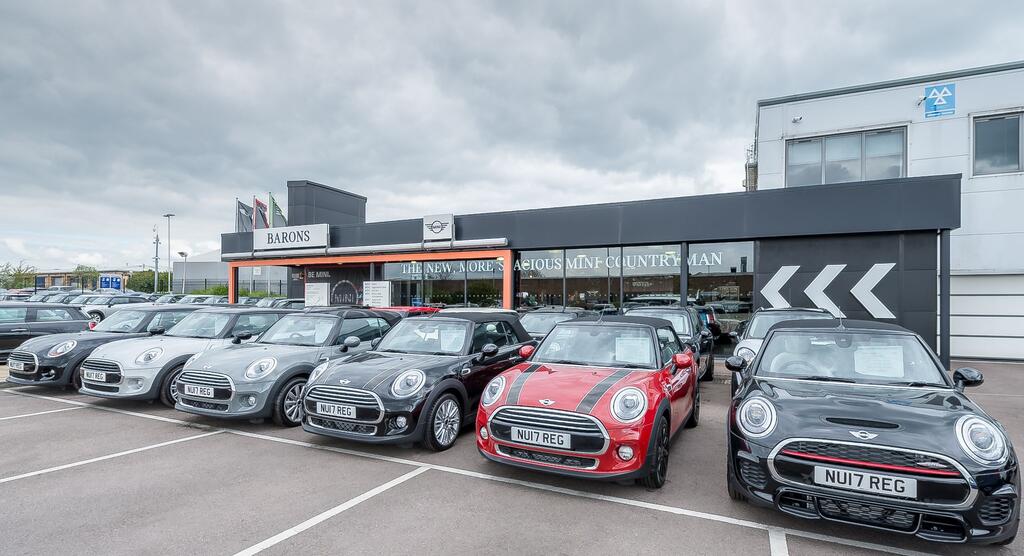 Group 1 Bedford MINI Car dealership in Bedford AutoTrader