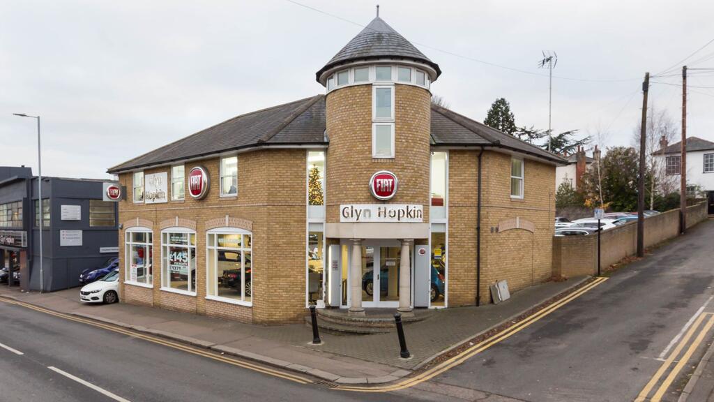 Glyn Hopkin FIAT Stortford Car dealership in