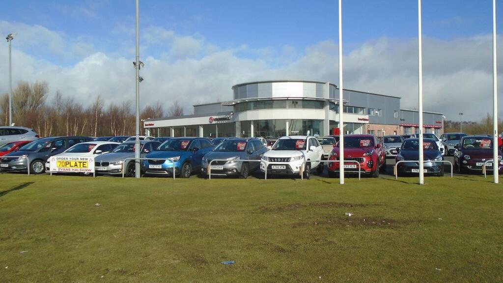Evans Halshaw Vauxhall Kilmarnock Car dealership in Kilmarnock