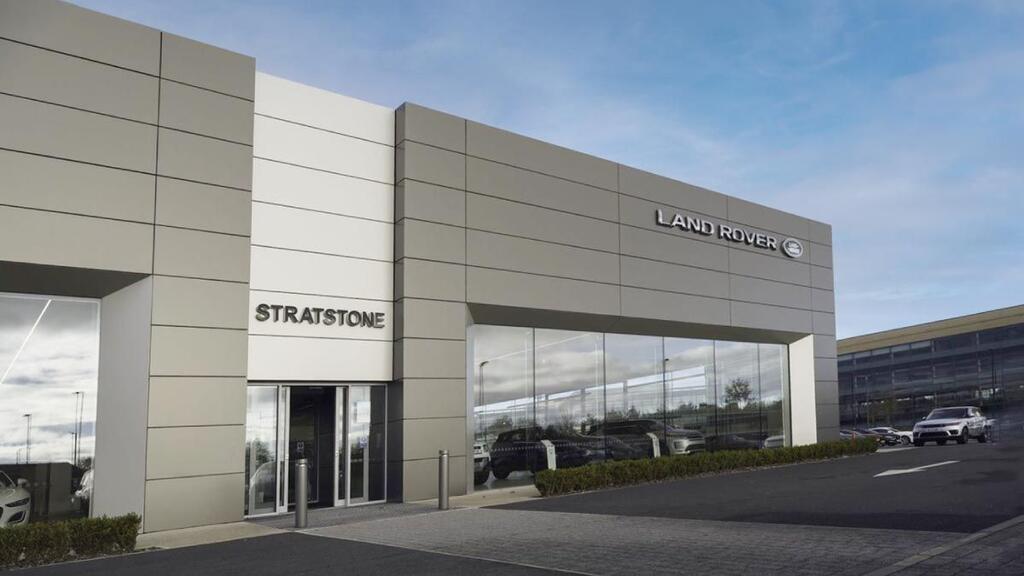 Stratstone Jaguar Land Rover Newcastle Car dealership in Wallsend
