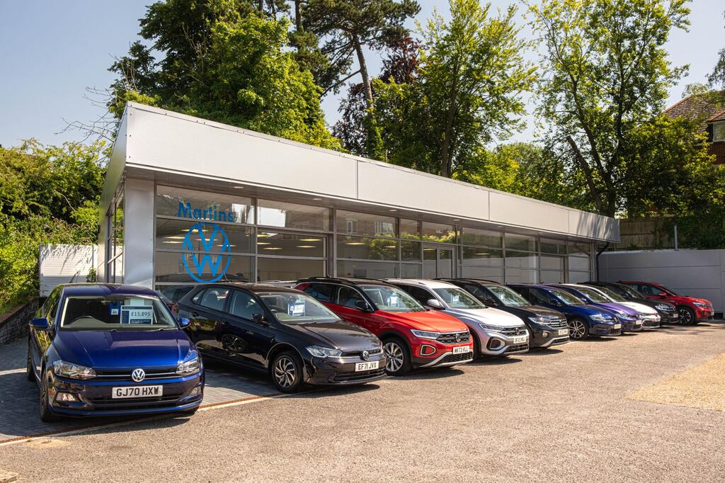 Martins Volkswagen Andover Car dealership in Andover AutoTrader