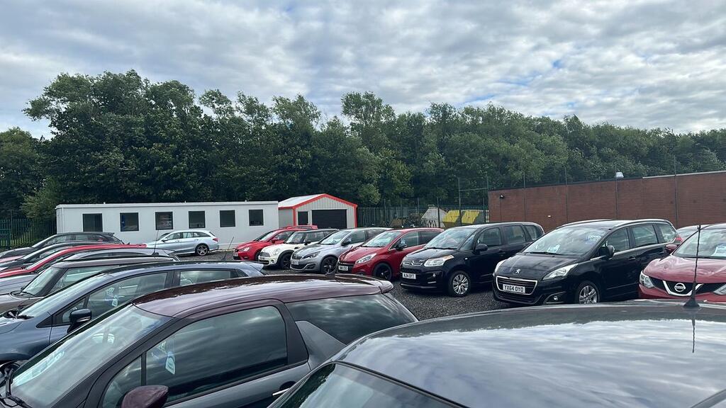 Platinum Vehicles Limited Car dealership in Newcastle Upon Tyne