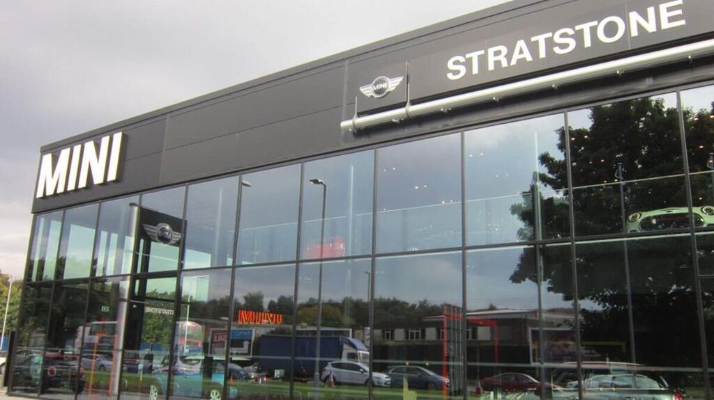 Stratstone Mini Leeds Car dealership in Leeds AutoTrader