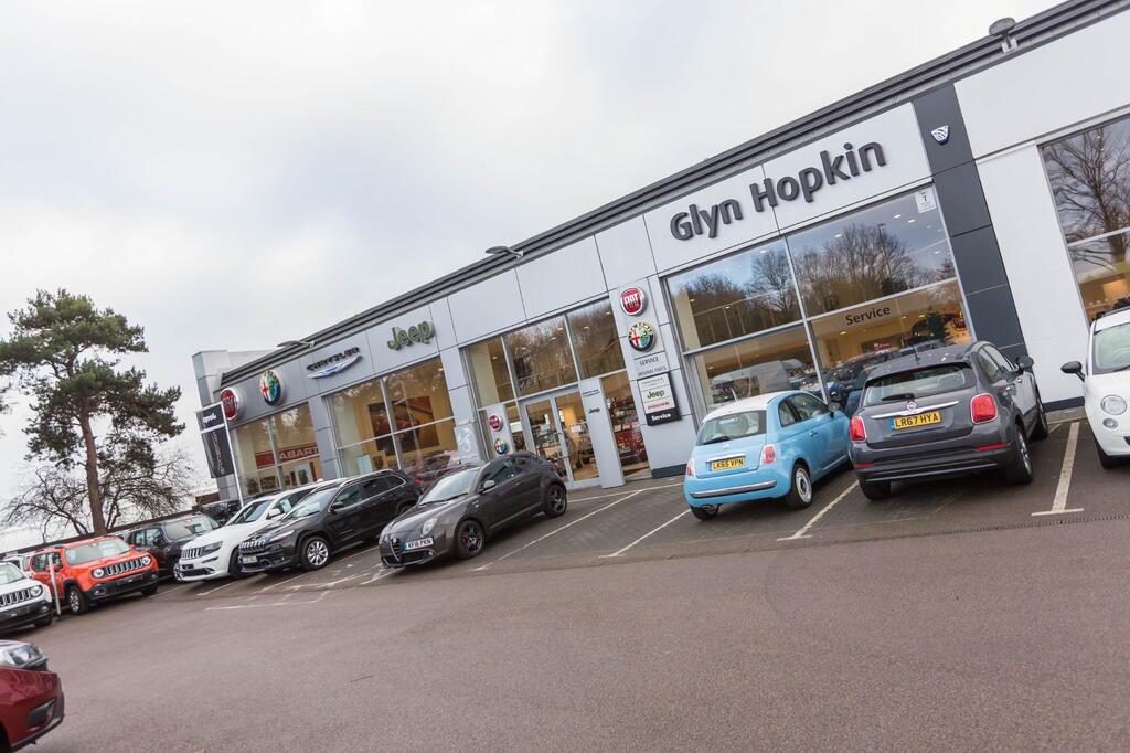 Glyn Hopkin Jeep St Albans Car dealership in St Albans AutoTrader