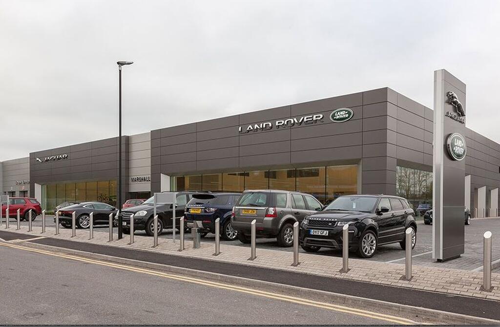Marshall Land Rover Oxford (Milton Gate) Car dealership in Abingdon