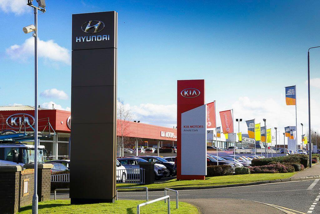Arnold Clark Hyundai / Used Cars (Linwood) Car dealership in Paisley