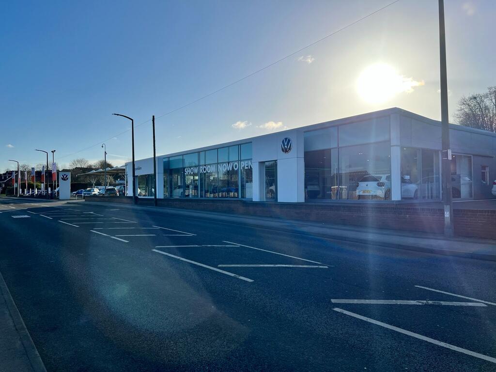 Hayselden Volkswagen Barnsley Car dealership in Barnsley AutoTrader