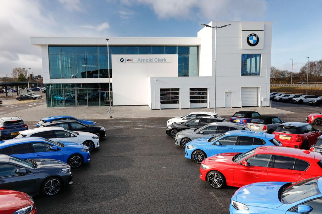 Arnold Clark Glasgow BMW Car dealership in Glasgow AutoTrader