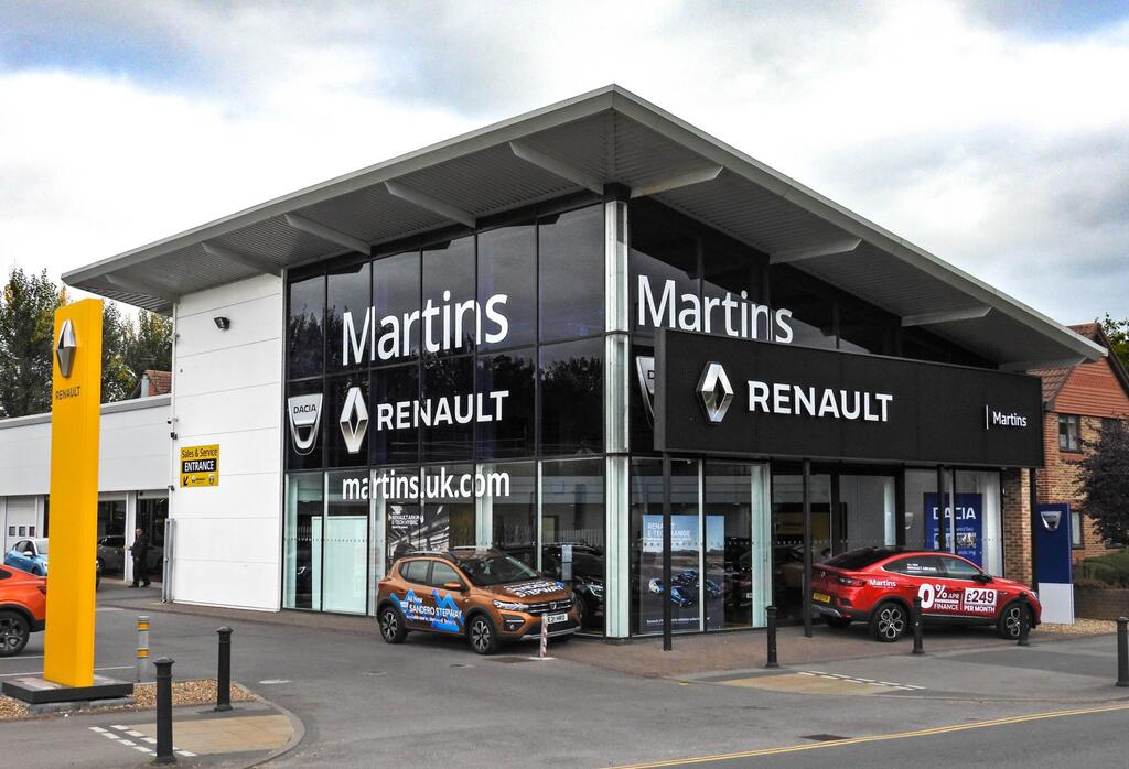 Martins Renault Reading Car dealership in Reading AutoTrader