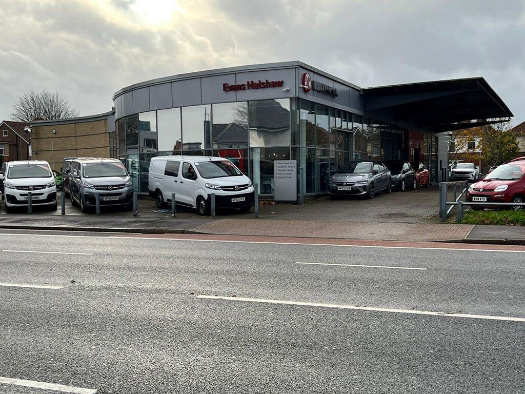Evans Halshaw Vauxhall Portsmouth Car dealership in Portsmouth