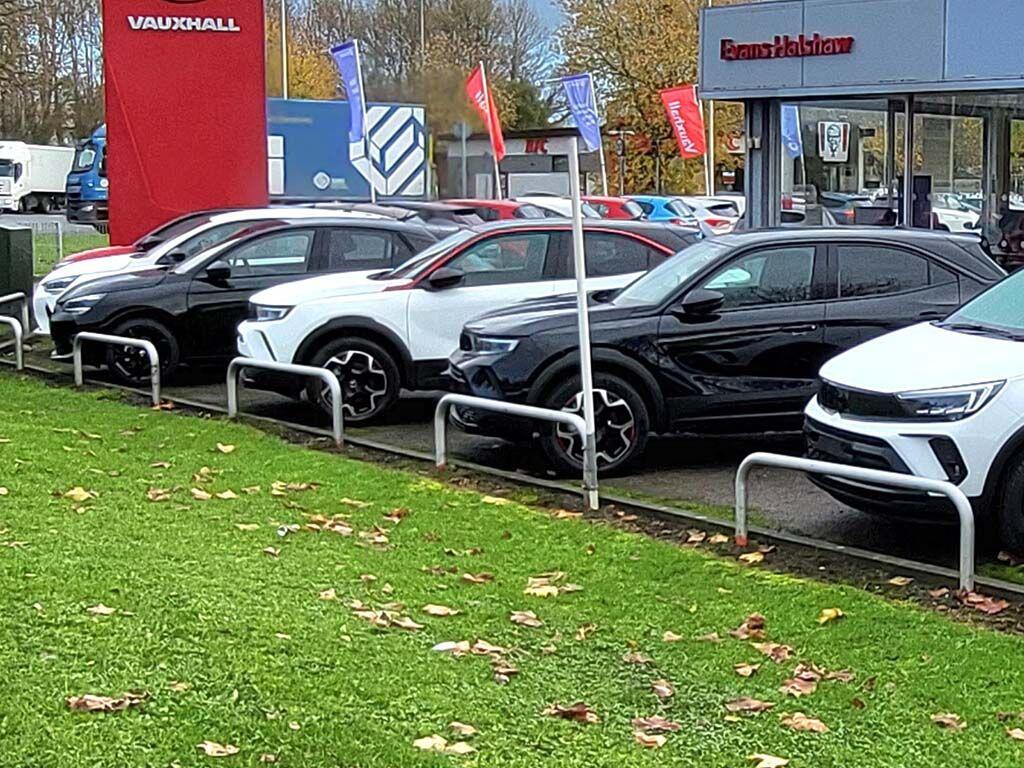 Evans Halshaw Vauxhall Newport Car dealership in Newport AutoTrader