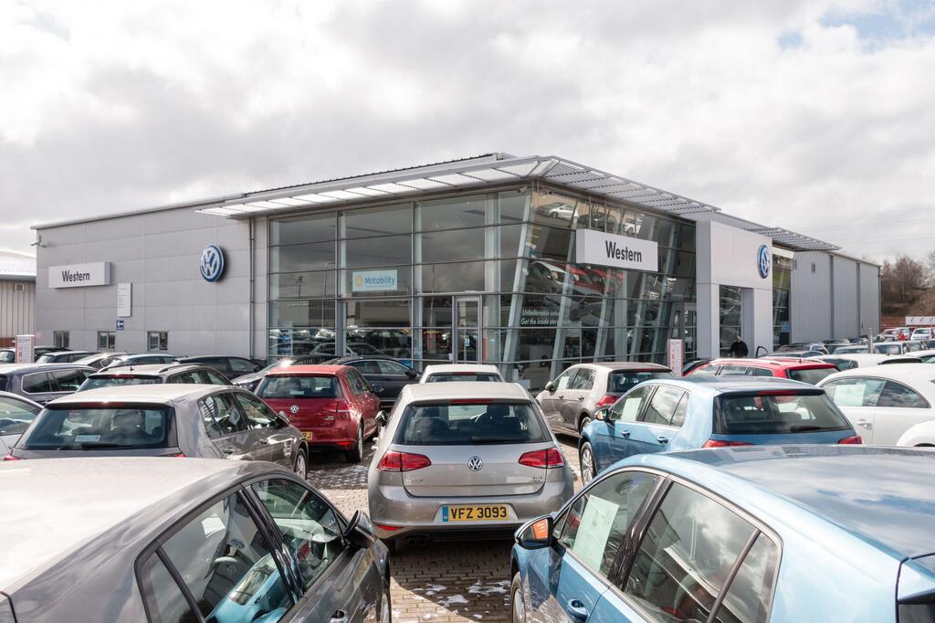 Western Volkswagen Fort Kinnaird Car dealership in Newcraighal