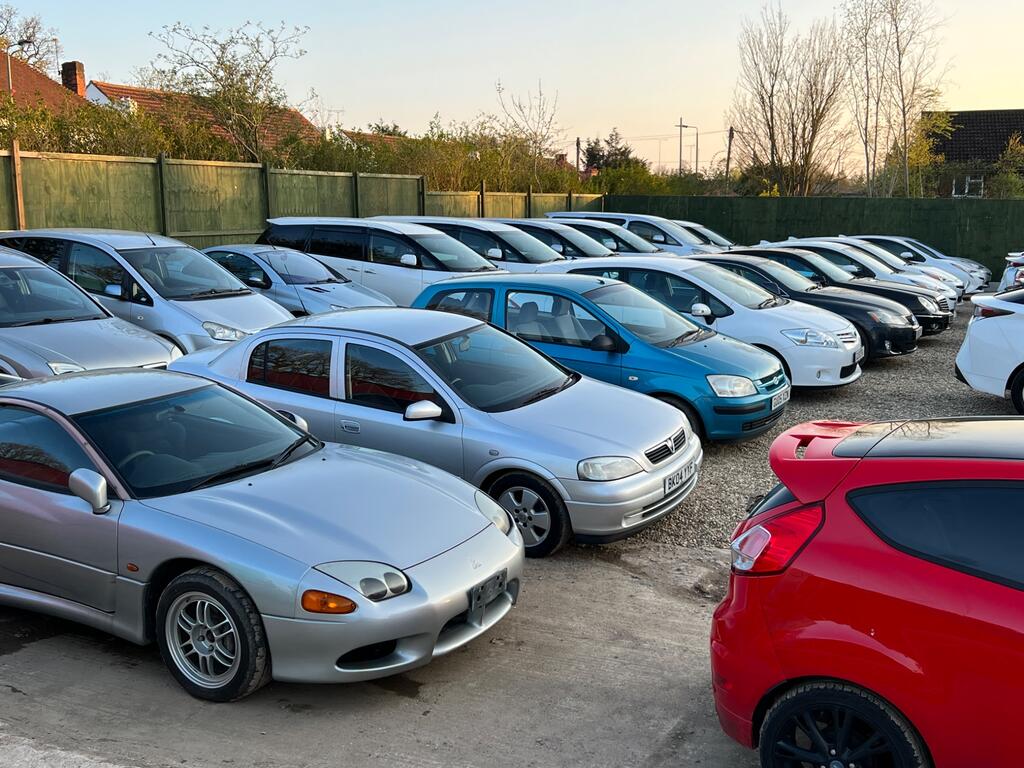 Dream Road Ltd Car dealership in Hayes AutoTrader