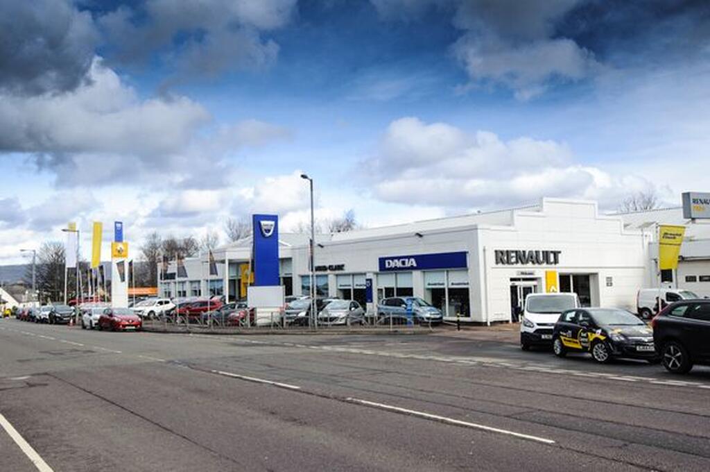 Arnold Clark Renault / Dacia / Vanstore Car dealership