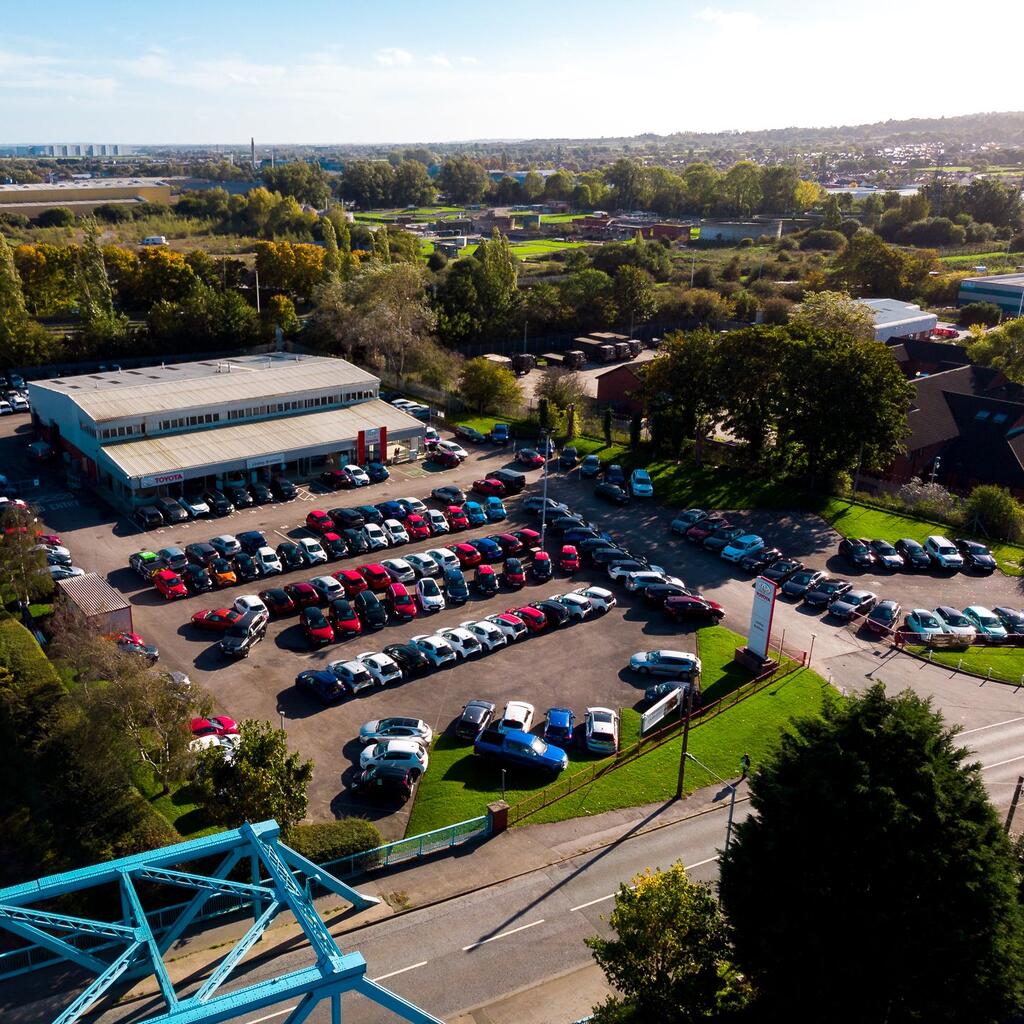 Lindop Toyota Queensferry Car dealership in Deeside AutoTrader