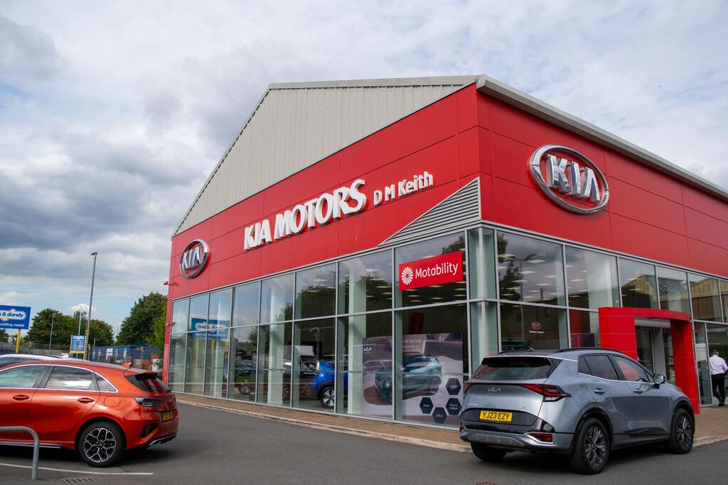 D. M. Keith Kia Leeds Car dealership in Leeds AutoTrader