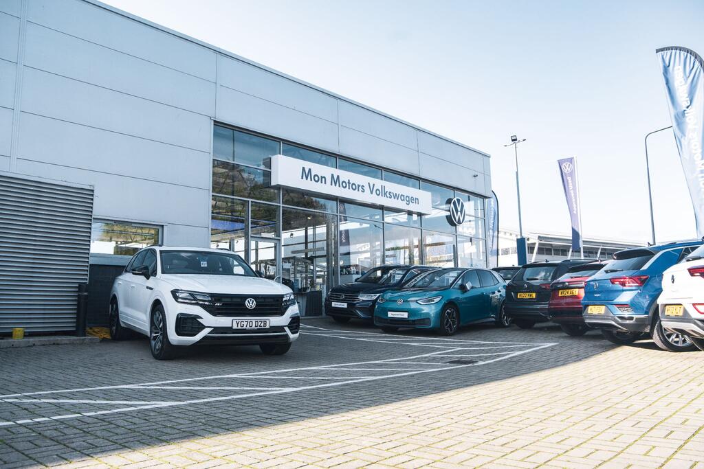 Mon Motors Volkswagen Weston-super-Mare | Car dealership in Weston