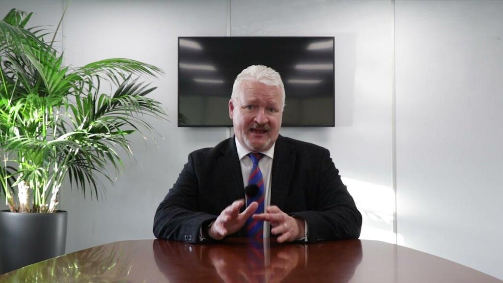 Howards Peugeot Taunton Car dealership in Taunton AutoTrader