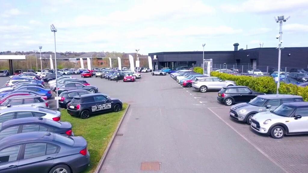 Lookers MINI StokeOnTrent Car dealership in StokeOnTrent