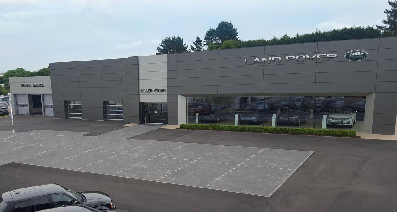 Roger Young Ltd Car dealership in Saltash AutoTrader