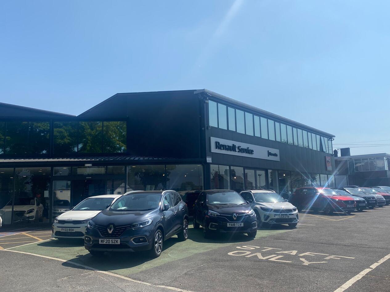 Harratts Renault Wakefield Car dealership in Wakefield AutoTrader
