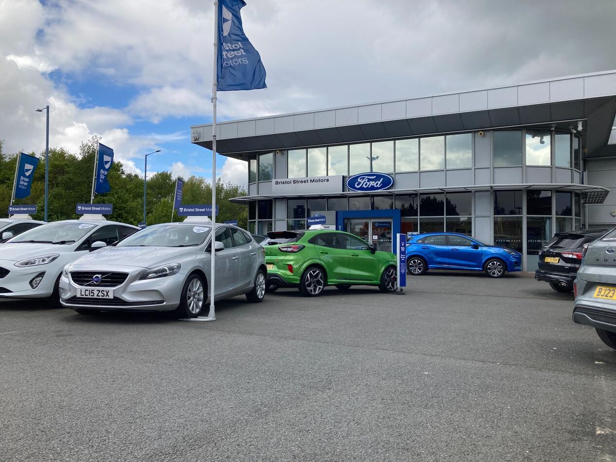 Bristol Street Motors Ford West Brom Car dealership in West Bromwich AutoTrader