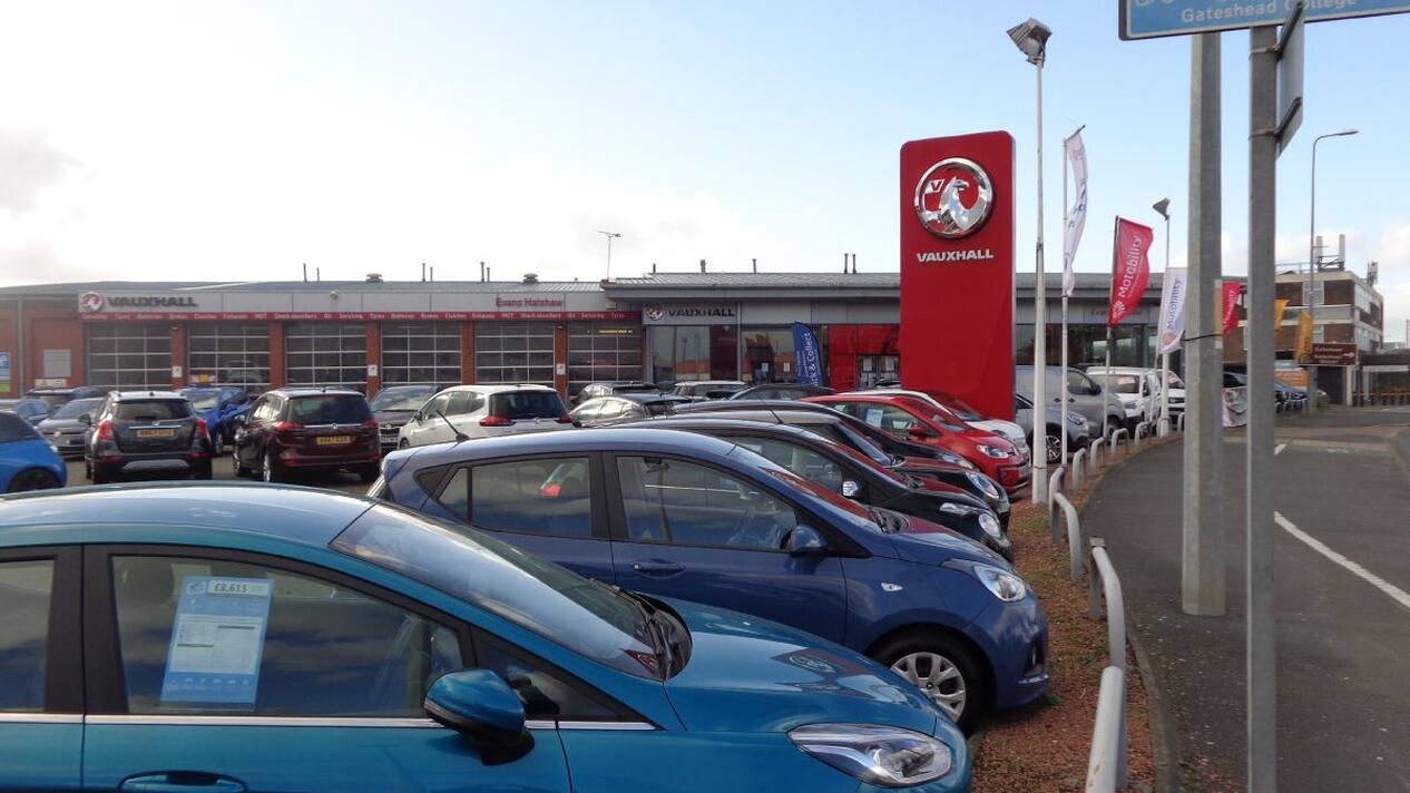 Evans Halshaw Vauxhall Gateshead Car dealership in Gateshead AutoTrader