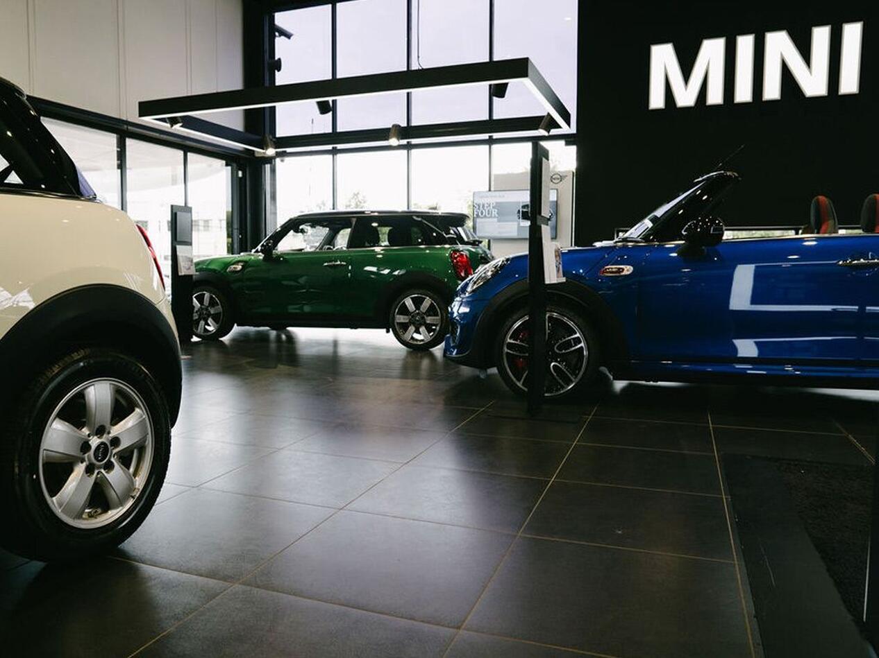Lloyd Newcastle MINI Car dealership in Newcastle Upon