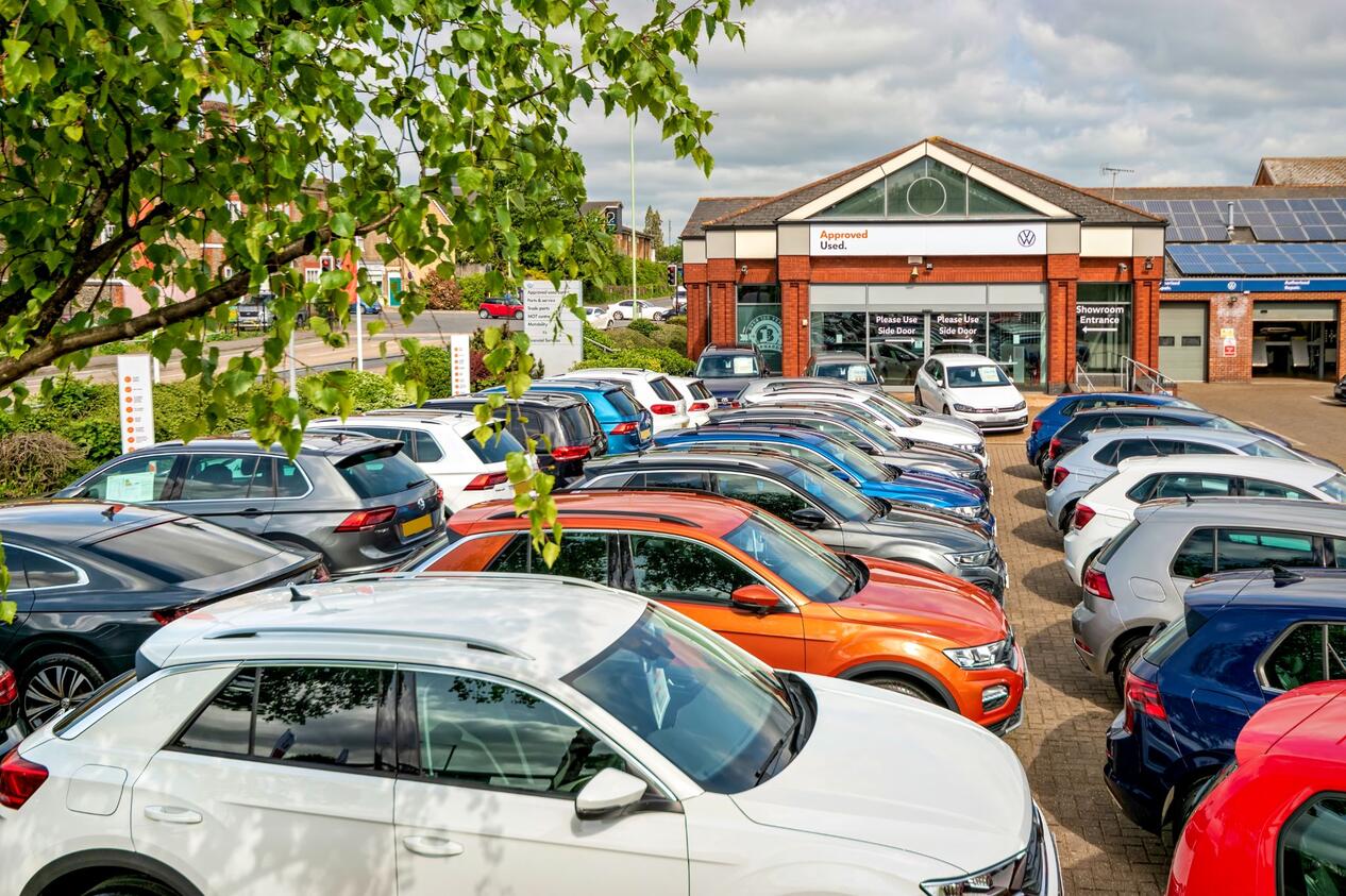 Barnards Volkswagen dealership in Stowmarket AutoTrader