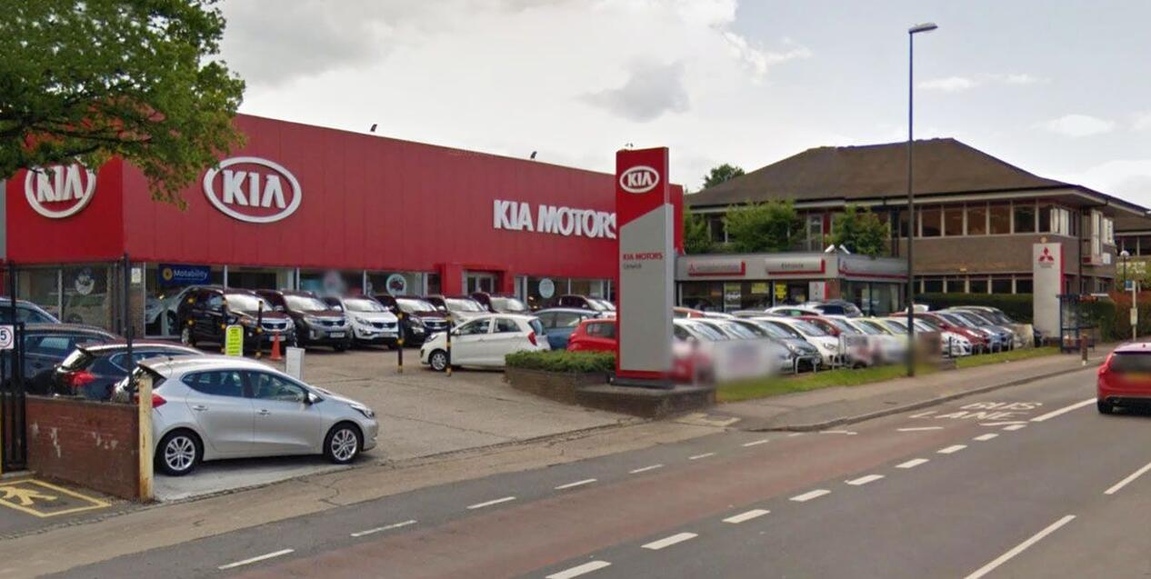 Gatwick Group Car dealership in Crawley AutoTrader