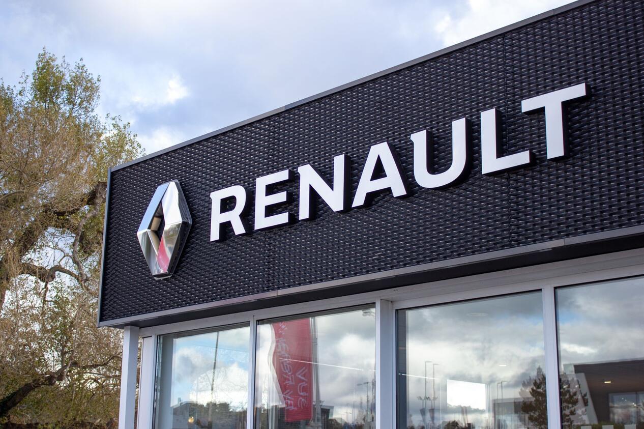 W R Davies Renault Llandudno
