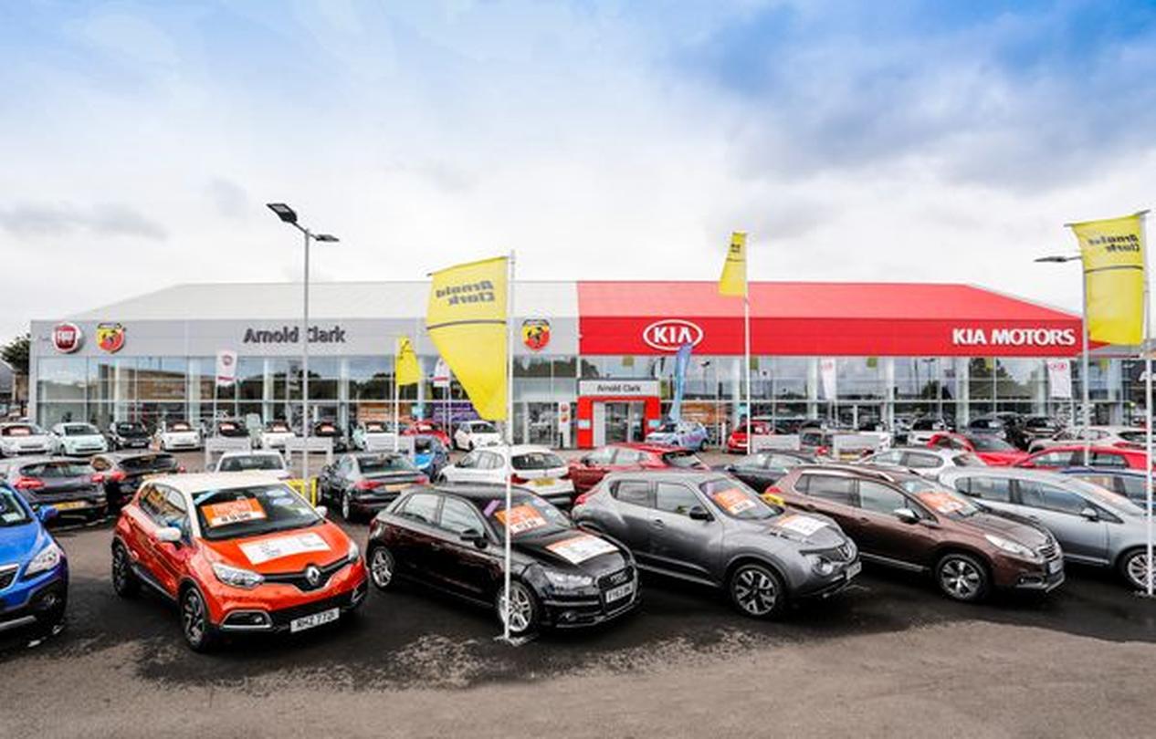 Arnold Clark Edinburgh Seafield Fiat / Kia / Abarth Car dealership in