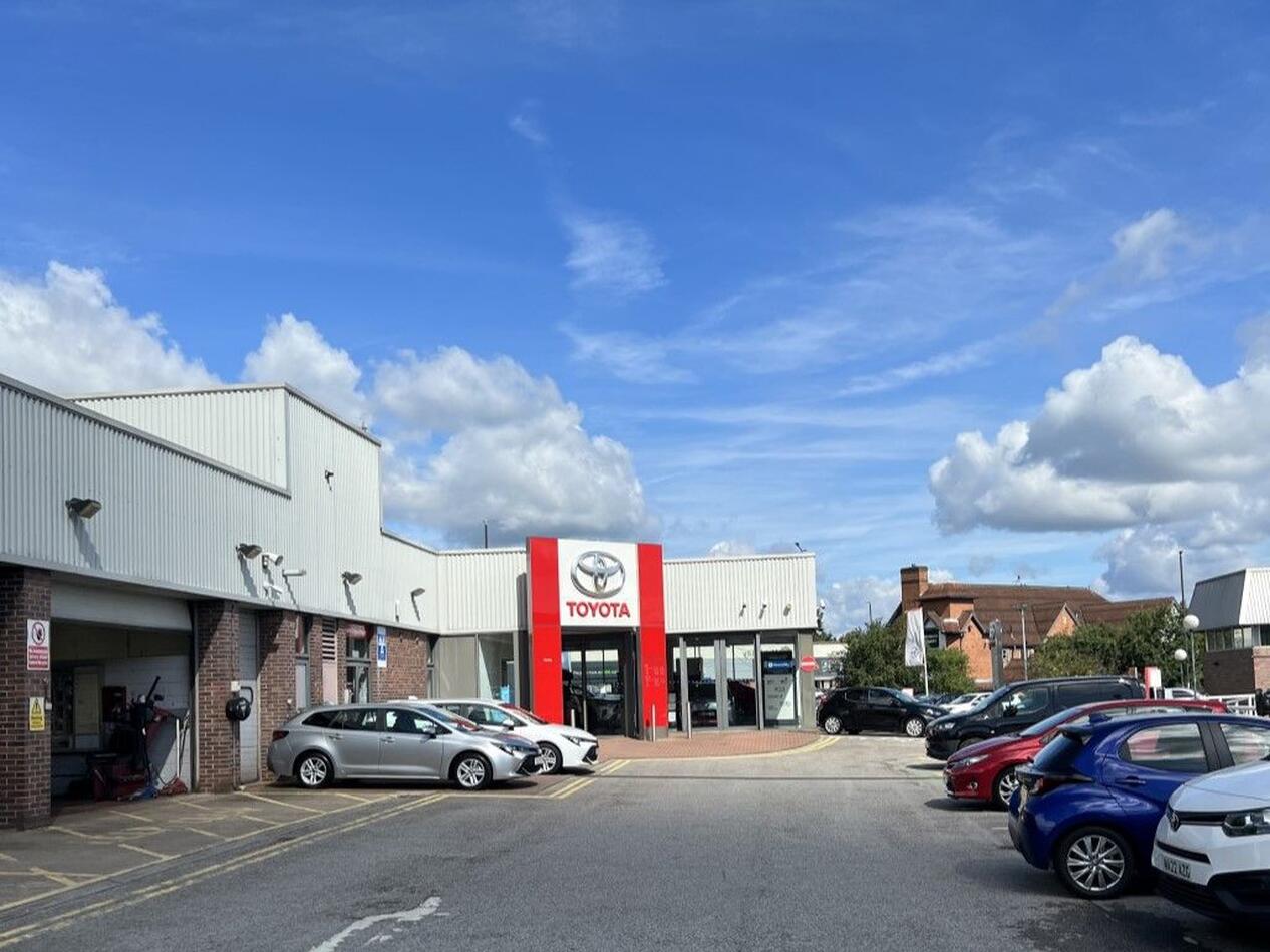 Vertu Toyota Chesterfield | Car dealership in Chesterfield | AutoTrader