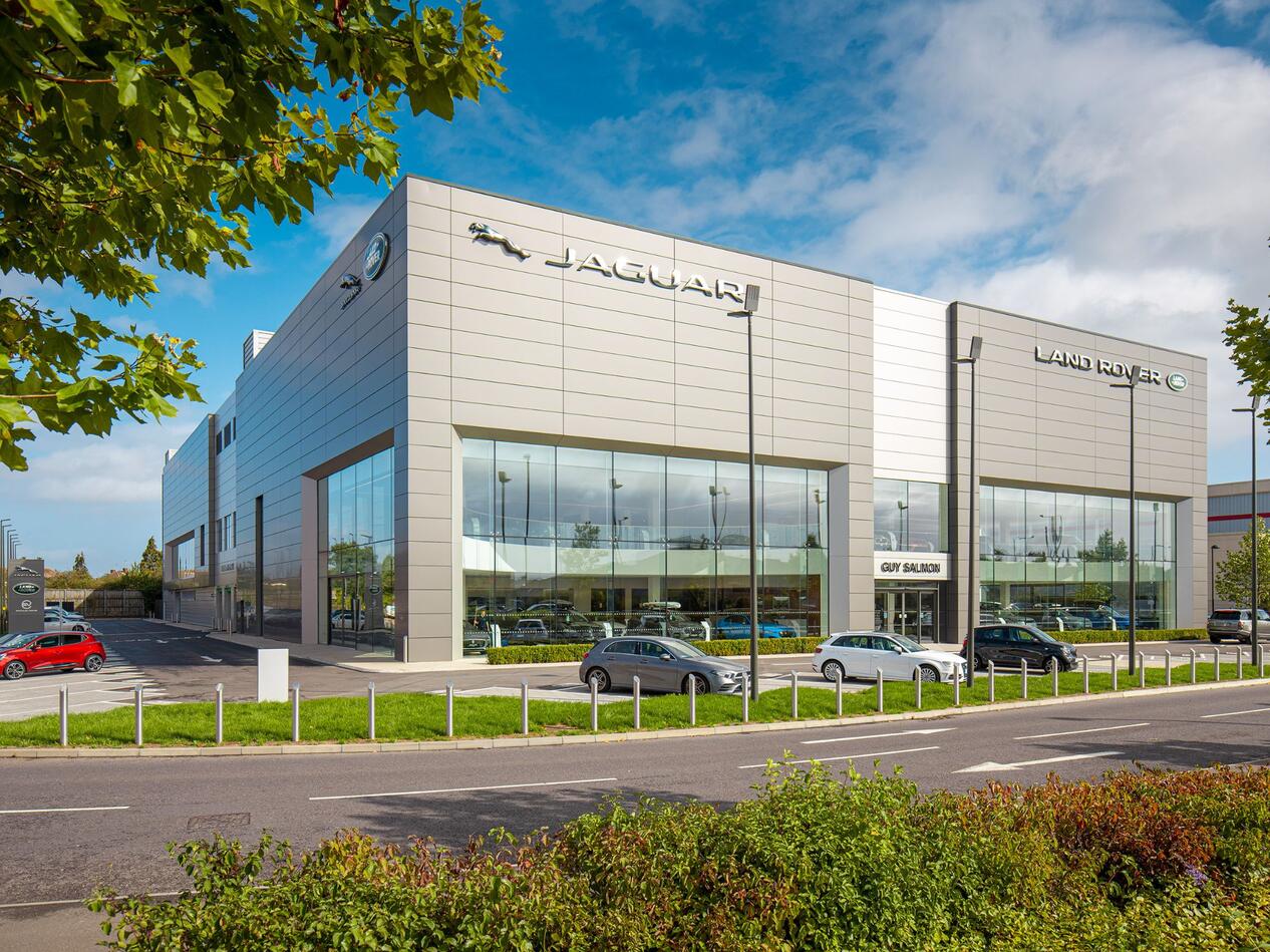 Guy Salmon Land Rover South West London Car dealership in SunburyOn