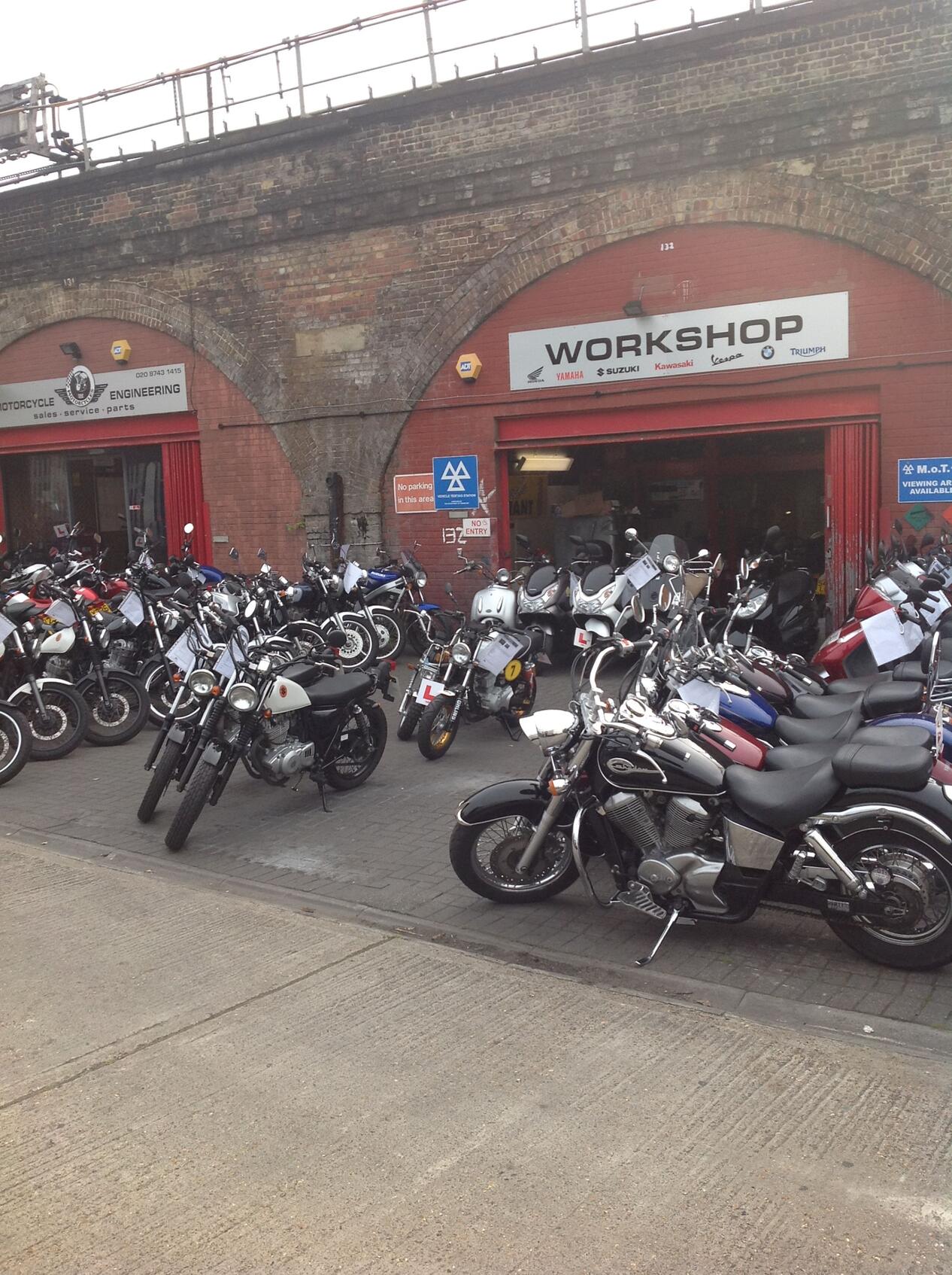 Motorcycle Giant Bike dealership in Shepherds Bush AutoTrader
