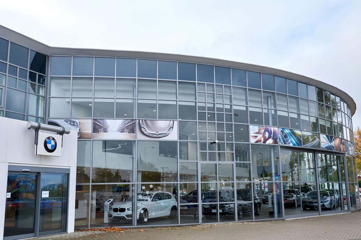 Sytner Chigwell BMW | Car dealership in Loughton | Autotrader