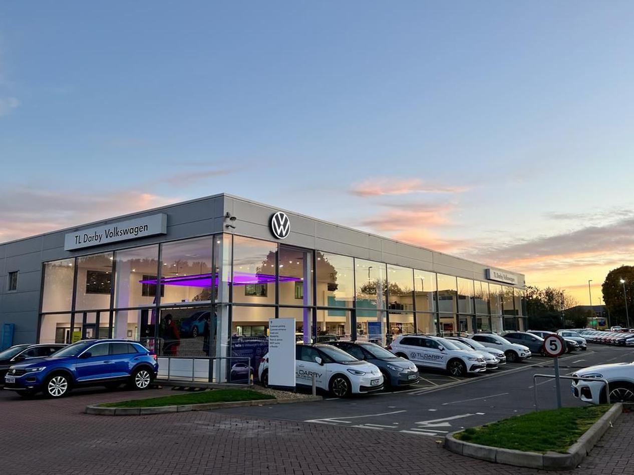 Read Hyundai Burton | Car dealership in Burton-On-Trent | AutoTrader
