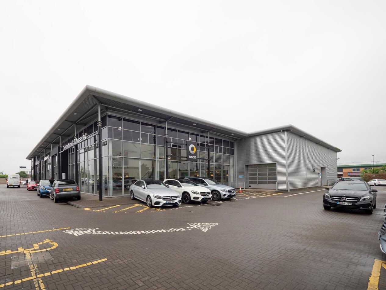 MercedesBenz of Cheltenham & Gloucester Car dealership in Staverton