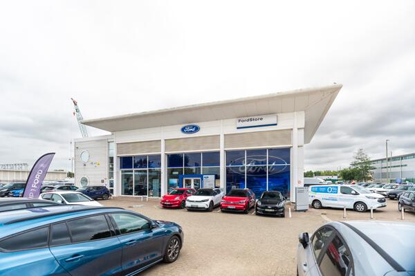Group 1 Ford Guildford Van Centre | Van dealership in Guildford