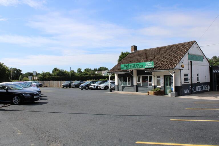 Pine Lodge Cars Car Dealership In Whitchurch Autotrader