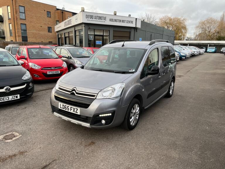 Oxford Automotive Car dealership in Kidlington AutoTrader