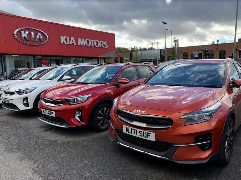 Lookers Kia Stockport Car dealership in Stockport AutoTrader