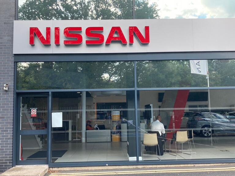 Bristol Street Motors Nissan Chesterfield Car dealership in