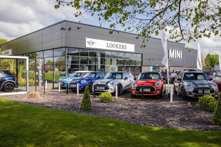 Lookers MINI Crewe Car dealership in Crewe AutoTrader