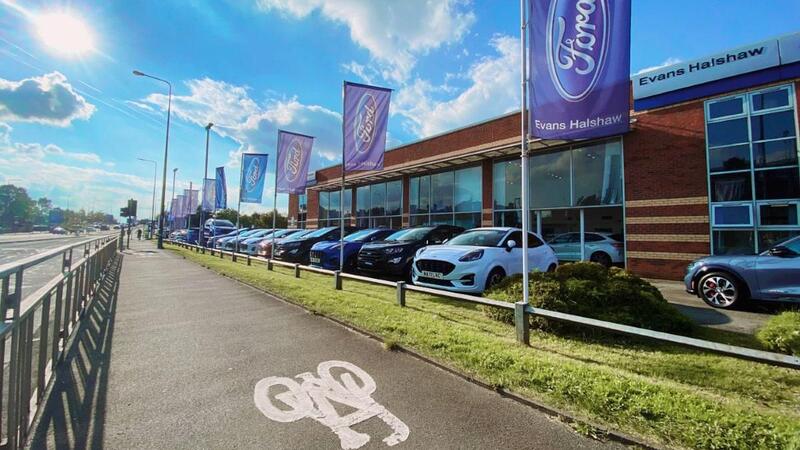 Evans Halshaw Ford Ashton Under Lyne | Car dealership in Ashton-Under